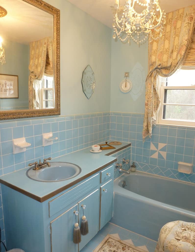 Bathroom “After” painting New bathroom colors and window treatment
