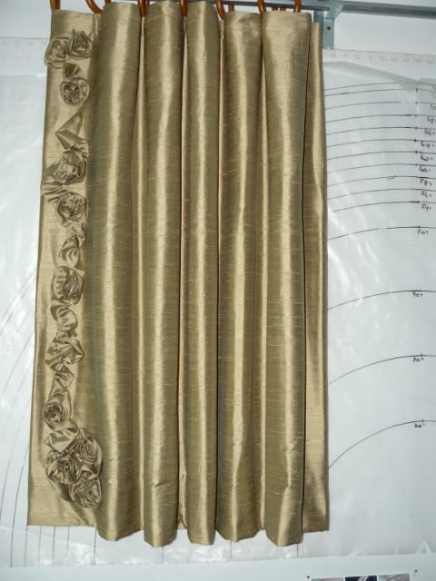 Flowing Flower Detail on Drapery Panel