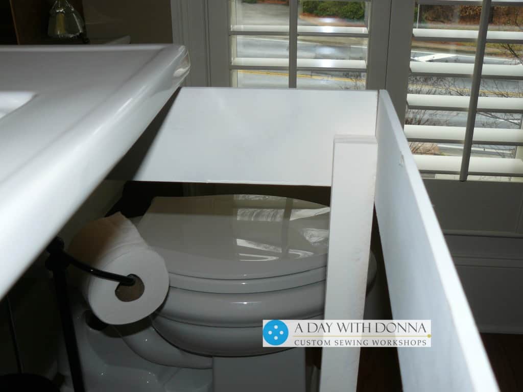 This picture shows you the pedestal framework from the inside. Be sure to cut the legs for your pedestal sink frame low enough to be able to slide under the sink. You know the saying, measure twice, cut once? Proper measurements will allow for a perfect fit of your frame.