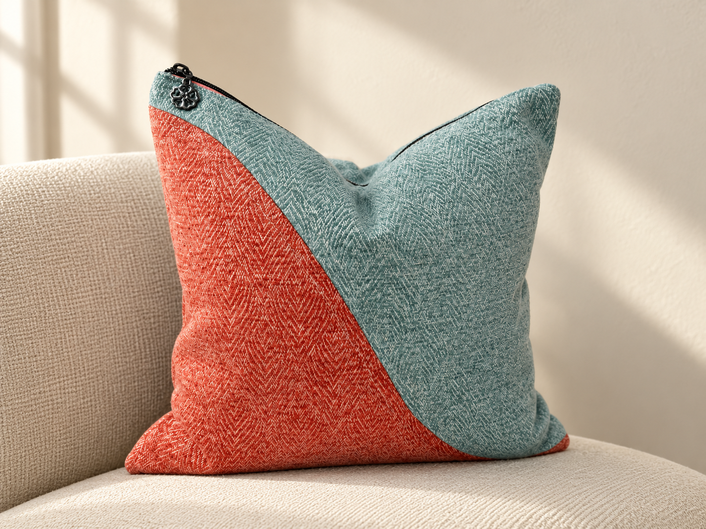 Curved seams or color blocking